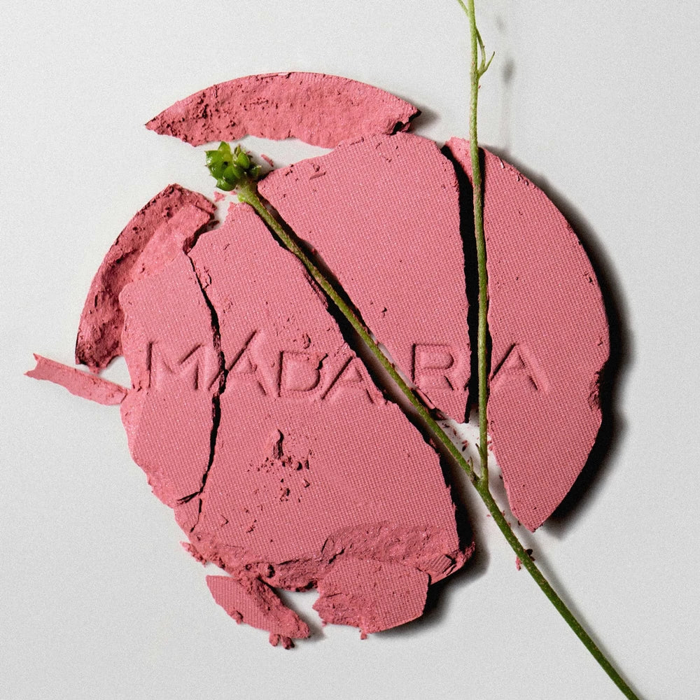 Magnetic Blush MÁDARA hosszú tartású ásványi arcpirosító