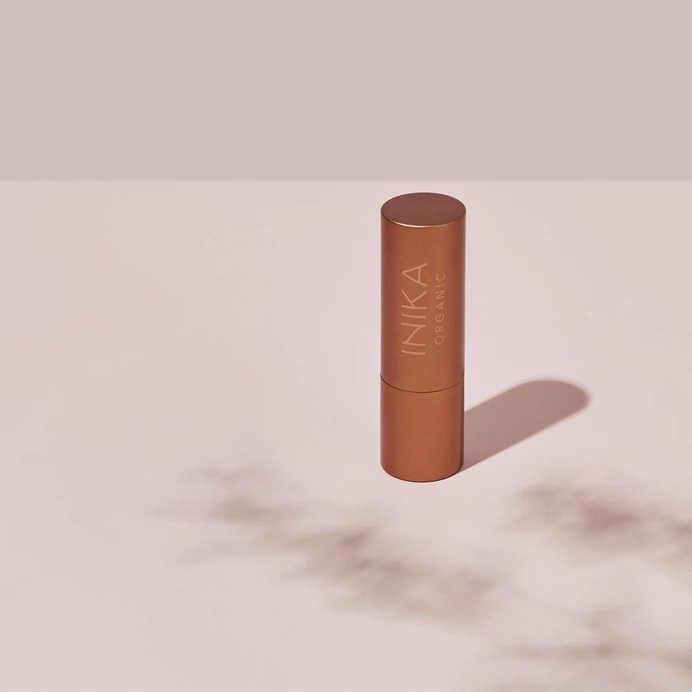 Krémes vegan ajakrúzs INIKA természetes pigmenttel